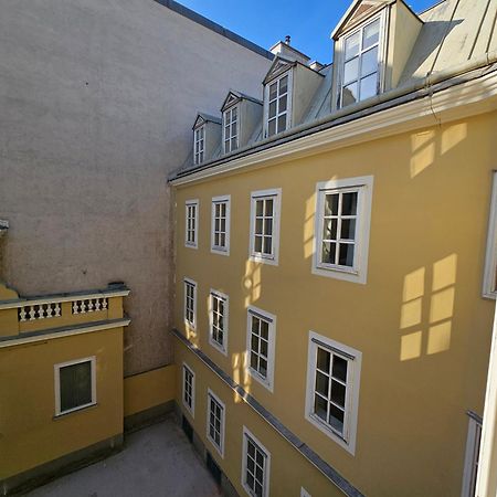 Easy Vienna By Stadtpark - Newly Renovated Buitenkant foto